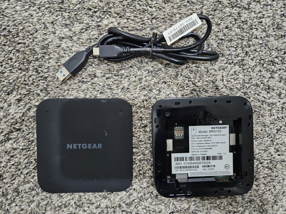 Netgear MR5100 Nighthawk 5G WiFi Mobile Hotspot