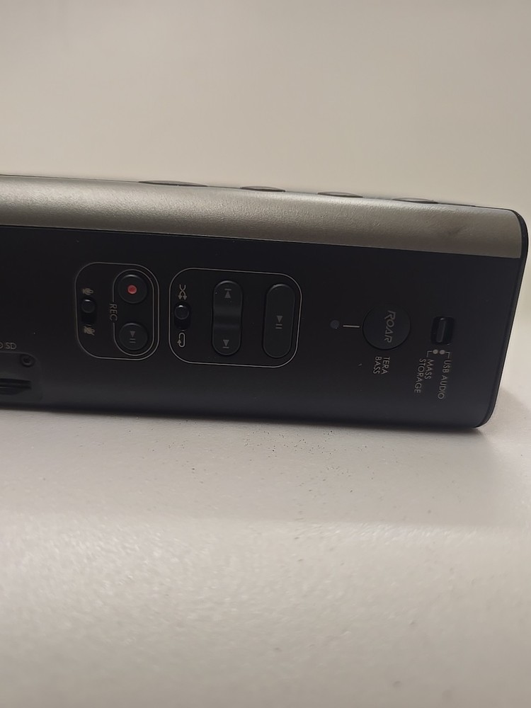 Creative Sound Blaster Roar 2 Bluetooth NFC Speaker - Black with AC adapter