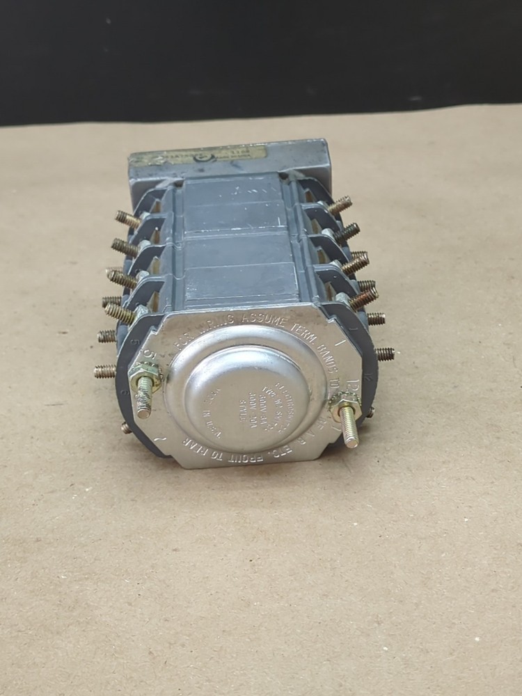 Used Electroswitch 3561A75G06 Rotary Switch Type W2 Switch Style 600V 8A
