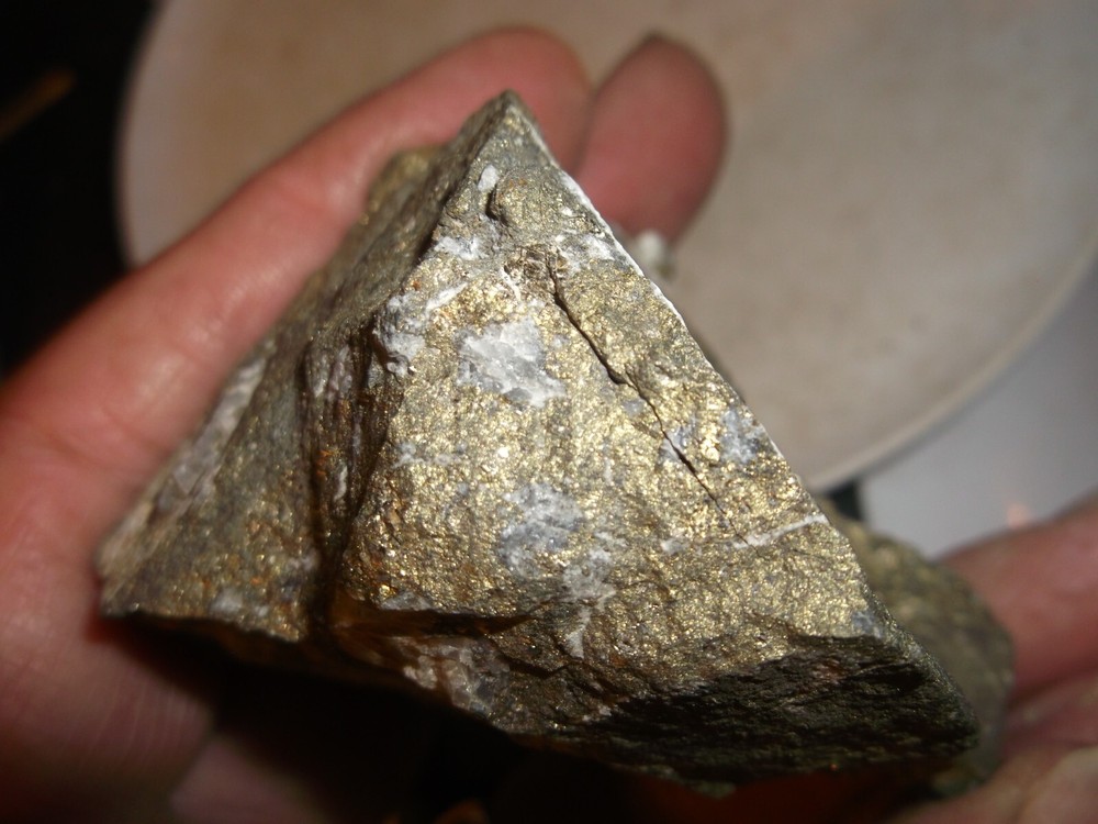 Gold, silver, copper, 230 grams samples ,ore high grade .