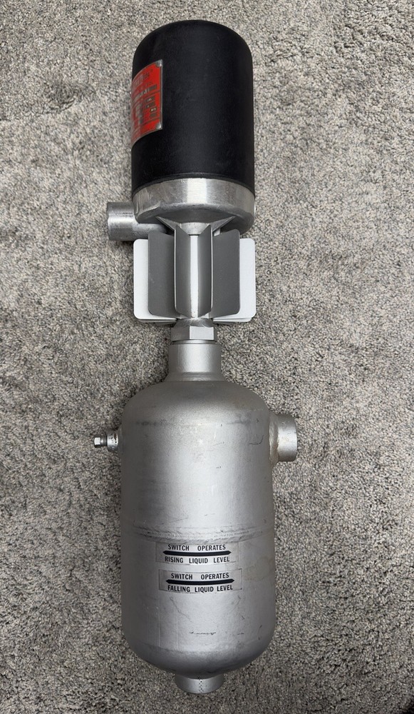 Magnetrol B75-1X-S17 Liquid Level Switch New