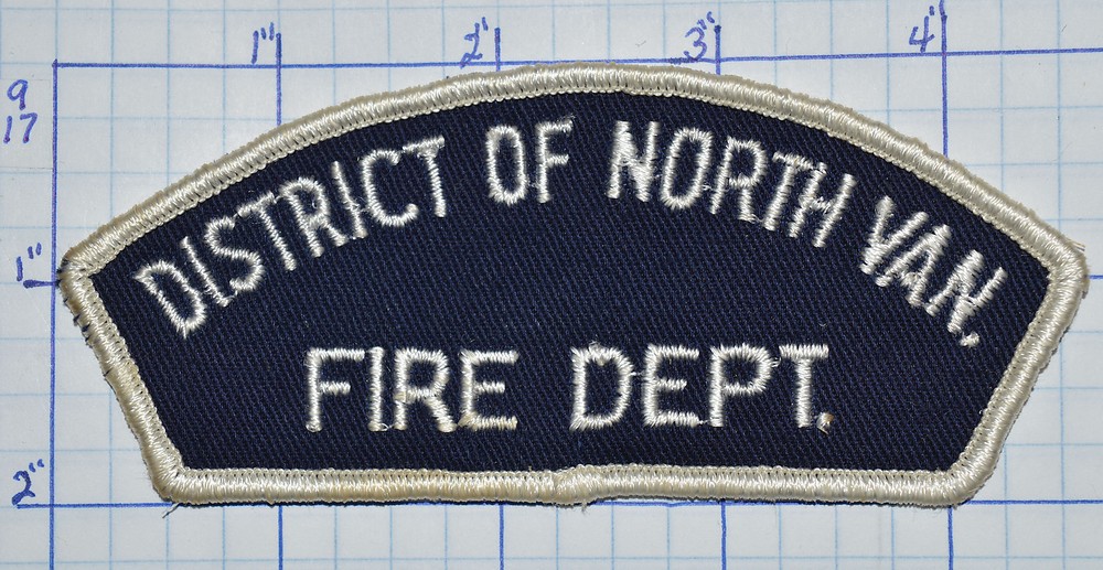 CANADA, DISTRICT OF NORTH VANCOUVER FIRE DEPT WHITE EDGE PATCH