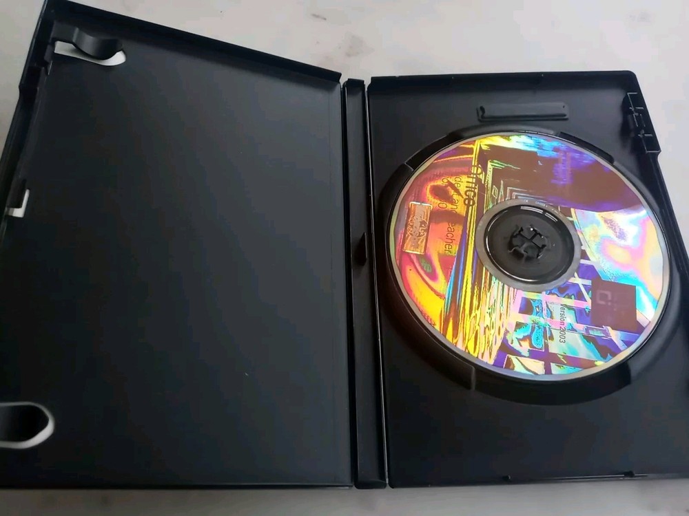 Microsoft Office Student and Teacher Edition 2003 CD Software