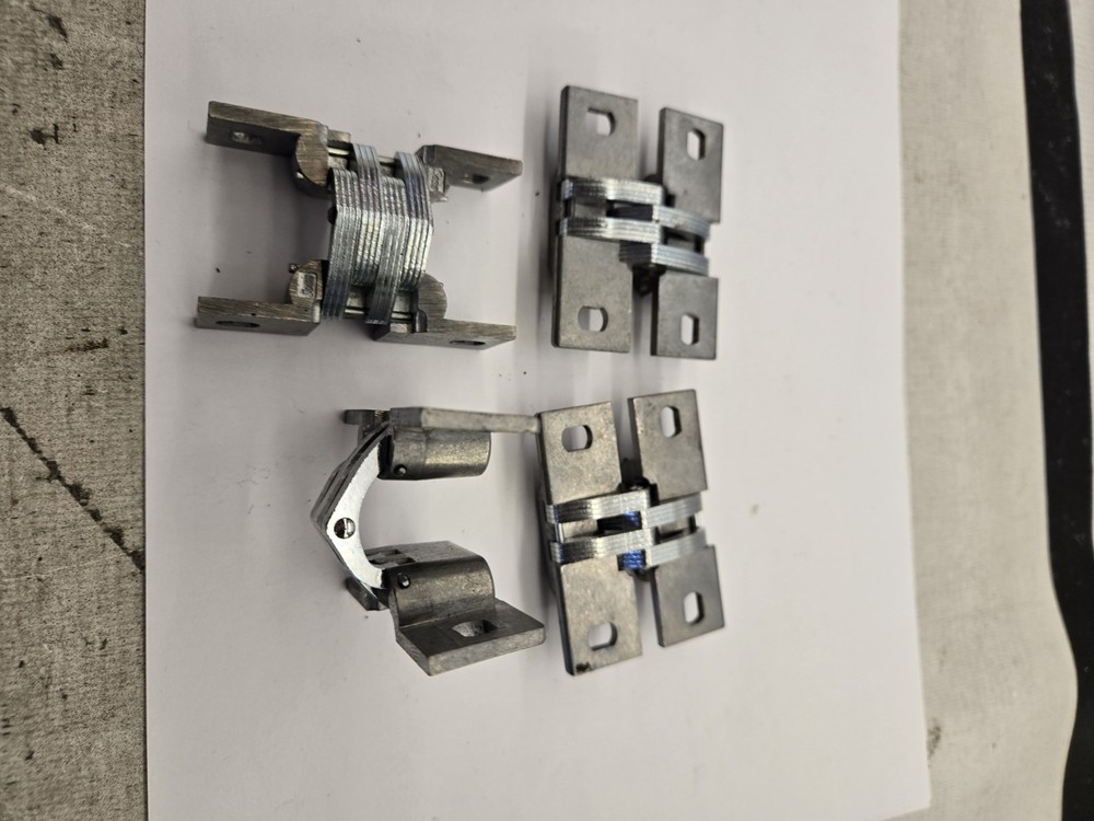 SOSS #106 & #2 Hinge Lot