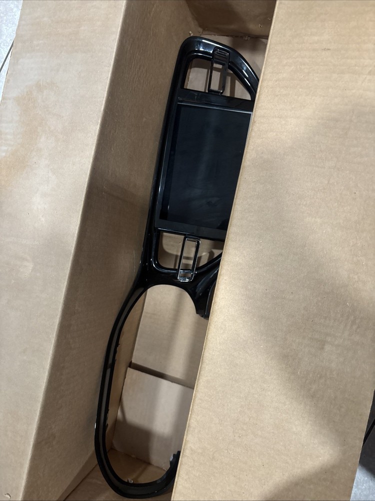 Display WITH Bezel Center Stack - Mopar (68433499AG)
