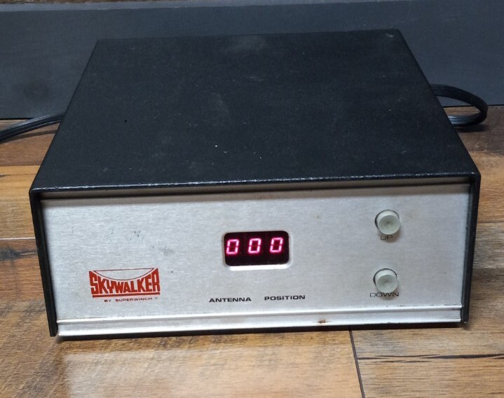 Skywalker By Superwinch Antenna Position Switch Model 4123 - Powers On