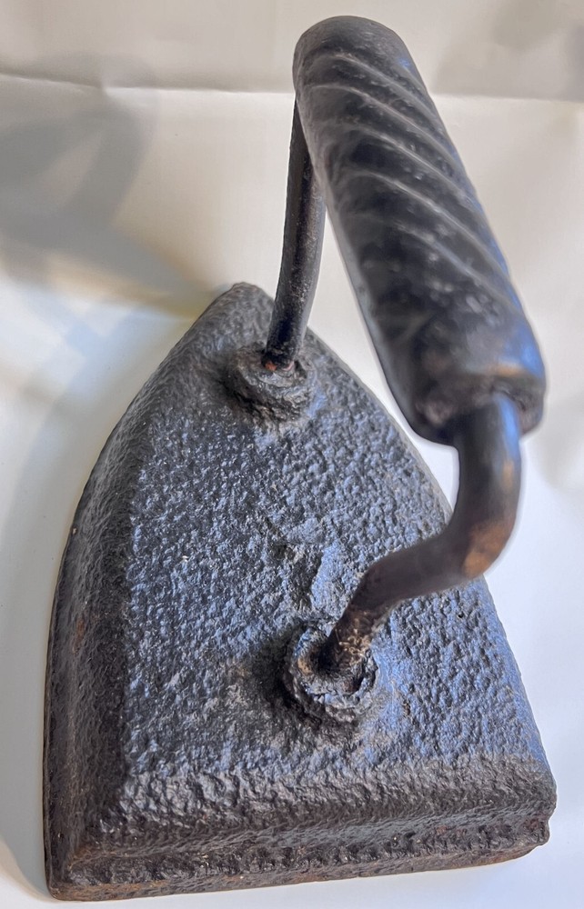 Antique Cast Iron Number 7 Iron
