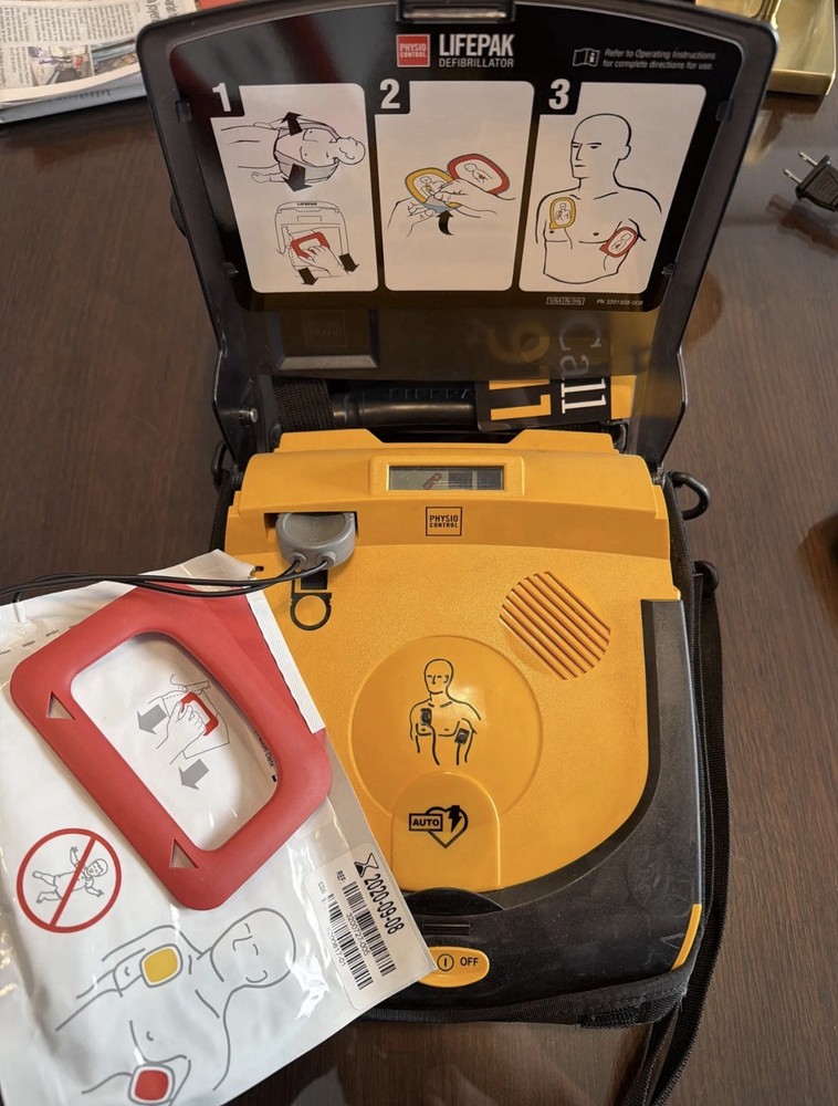 LIFEPAK CR Plus - Extras & Carry Case AED