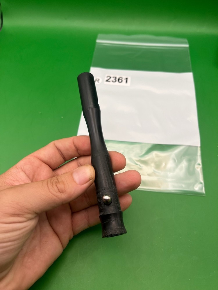 Autococker Bolt