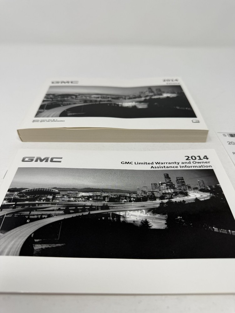 2014 GMC Savana Owners Manual OEM Complete Set
