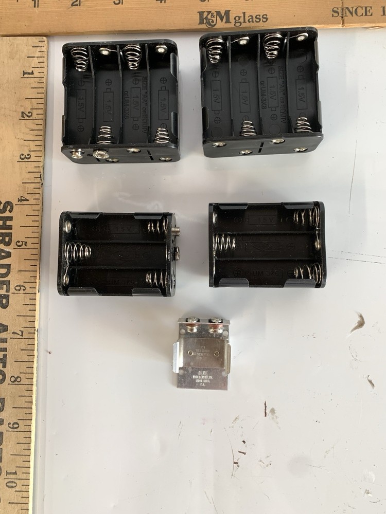 6 1.5 battery holders