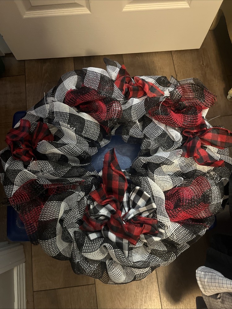 New Black, White And Red Mesh Wreath With Bows