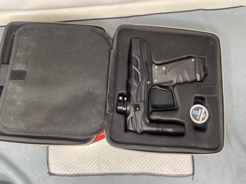 HK Army Vcom Paintball Marker (Black)