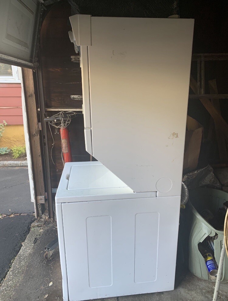 Whirlpool Stacked Washer And Dryer