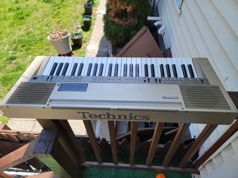 Technics SX-K150 49-Key Electronic Keyboard