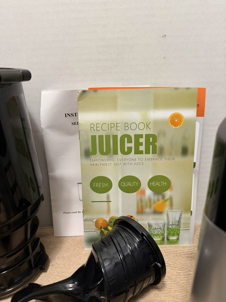 Slow Feeding Hopper Slow Juicer, Open Box, Works
