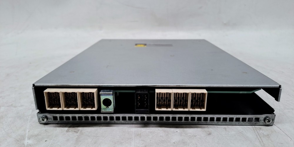 NETAPP 111-00190+B1 IOM6 6Gb/s SAS CONTROLLER MODULE