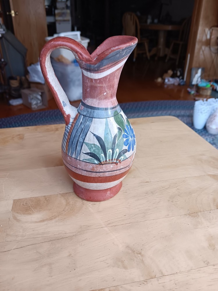 DECO POTTERY PITCHER VASE. 939