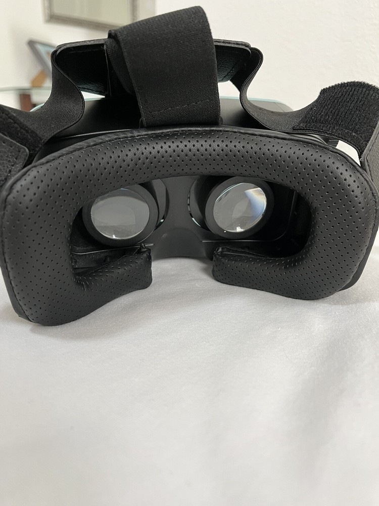 Retrak Virtual Reality Headset