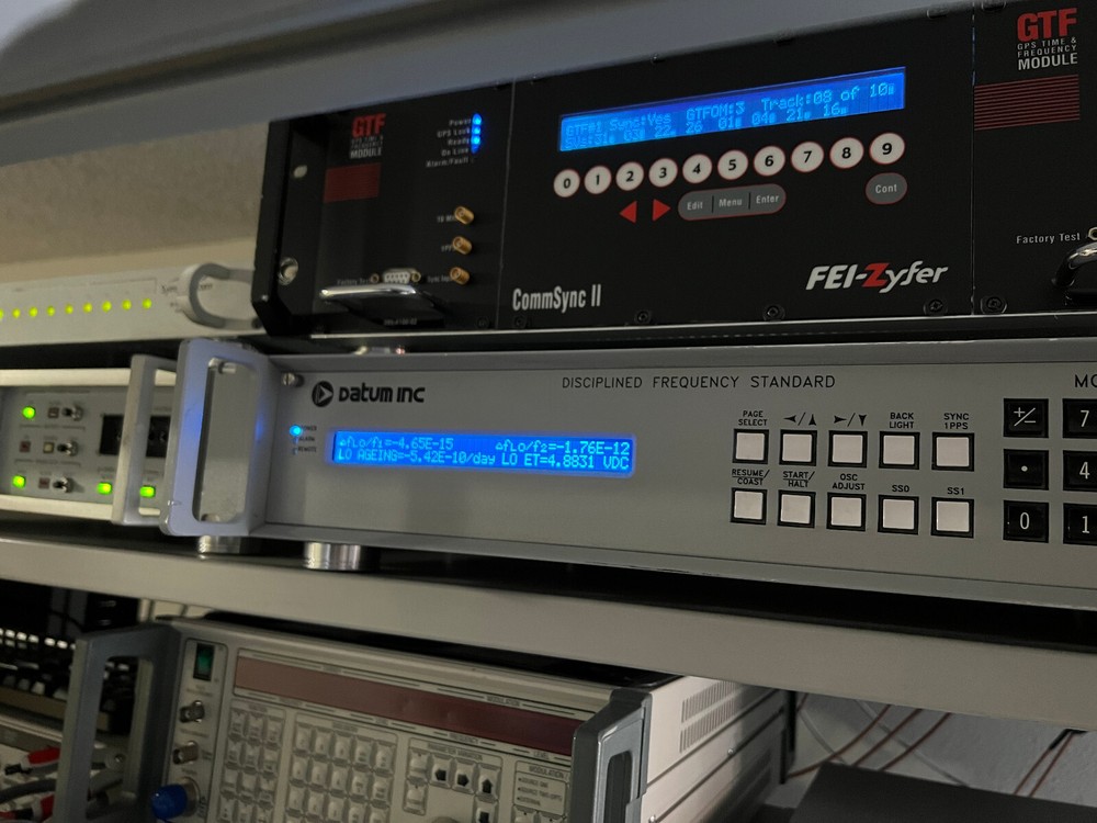 Symmetricom 58529A GPS GNSS 10dB Inline Amplifier