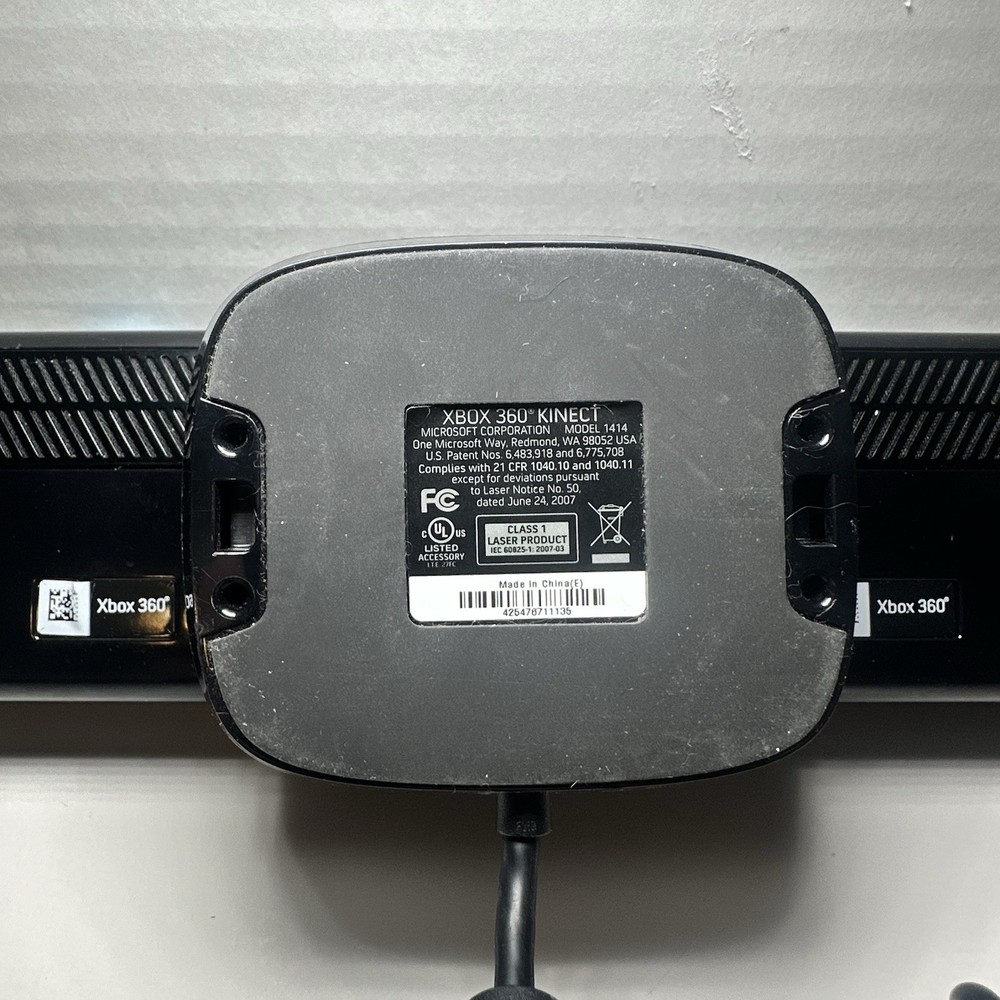 Xbox 360 Kinect Motion Sensor With Kinect Adventures - Tested