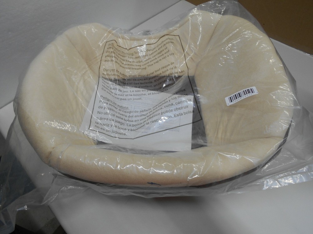 Pop-Up Pet Bungalow Bed , Brown & Tan, New