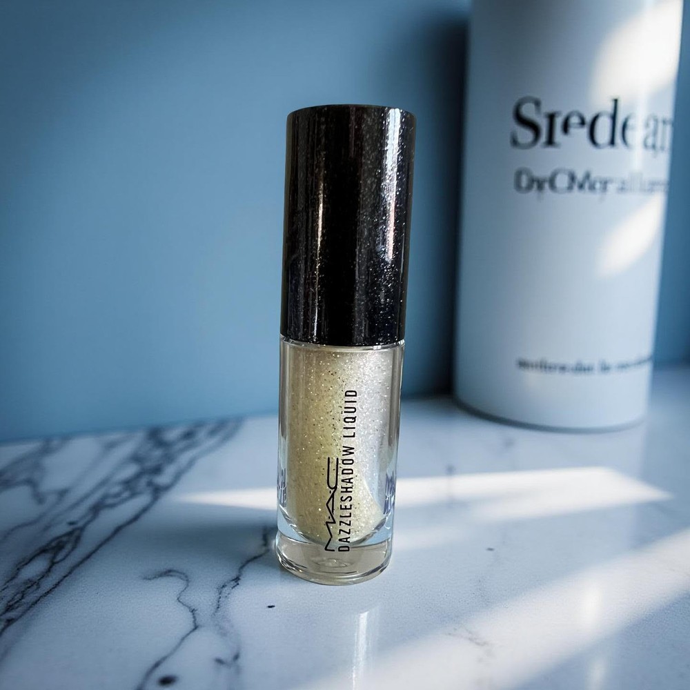 MAC Dazzleshadow Liquid Eyeshadow - Gold Shimmer - 100% Authentic