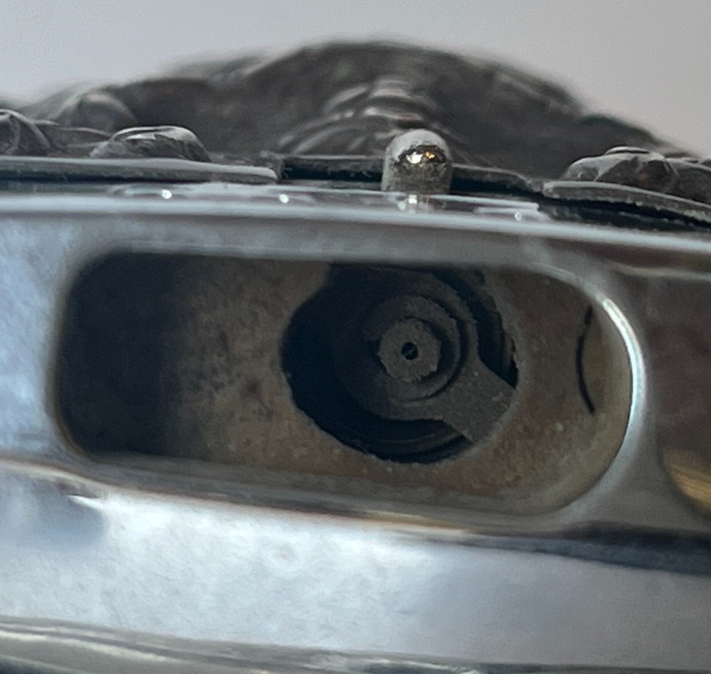 Siam Sterling Lighter case with Ronson lighter Embossed