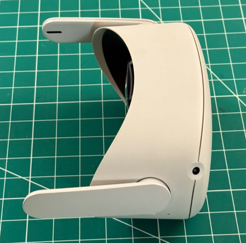 Oculus Meta Quest 2 Virtual Reality 64GB Fully Functional replacement Headset