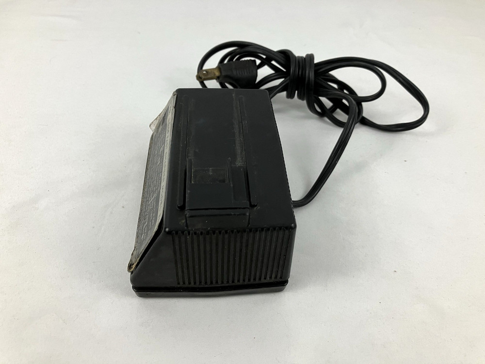 Vintage Polaroid Fast Charger Model 363 Flash Unit Untested Camera Accessory