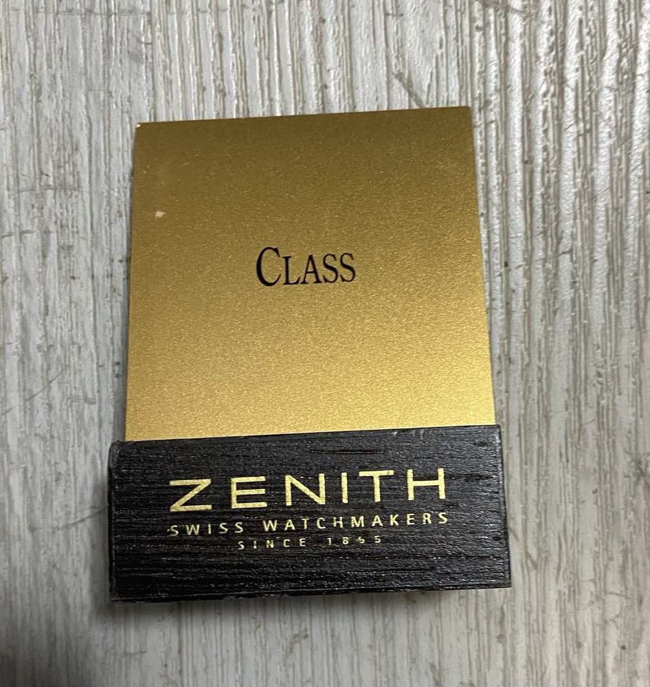 Zenith Vintage Display For Showcase Model Class