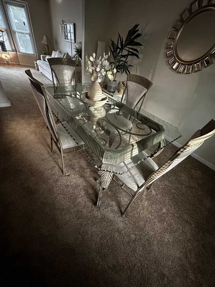 Dinner Table and Chairs Set