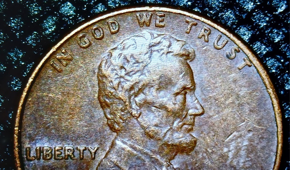 1978 Lincoln Memorial Cent With Multiple Strike Throughs On Reverse Mint Error