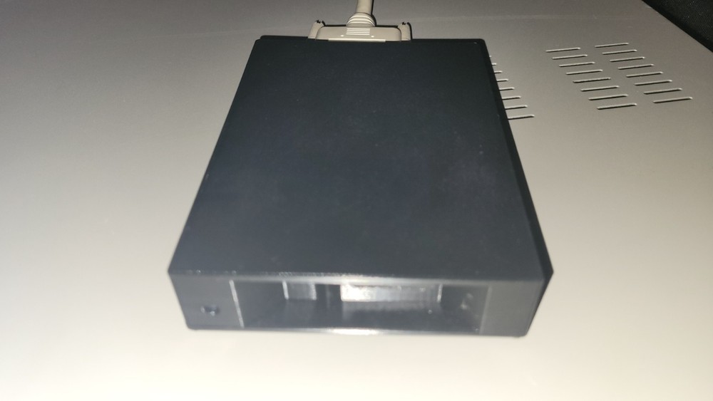 AKAI S5000 sampler with floppy emulator and external SCSI drive