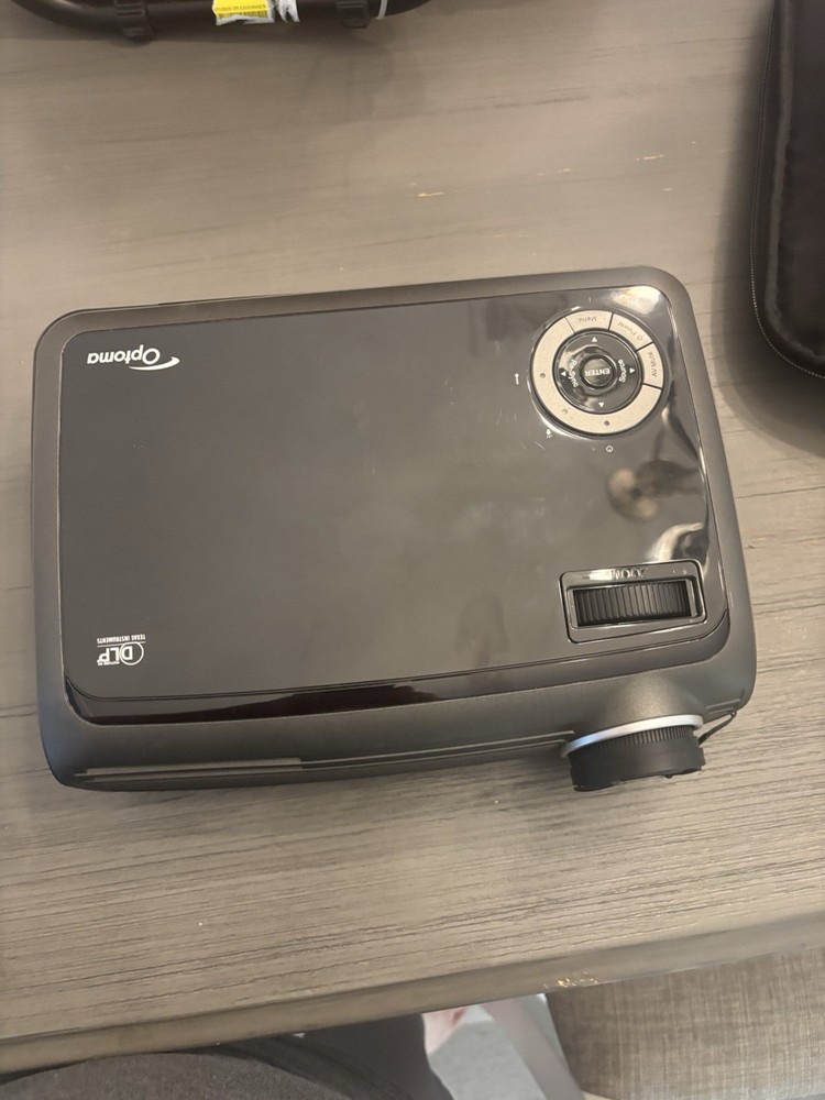 Optoma EP721 DLP Projector