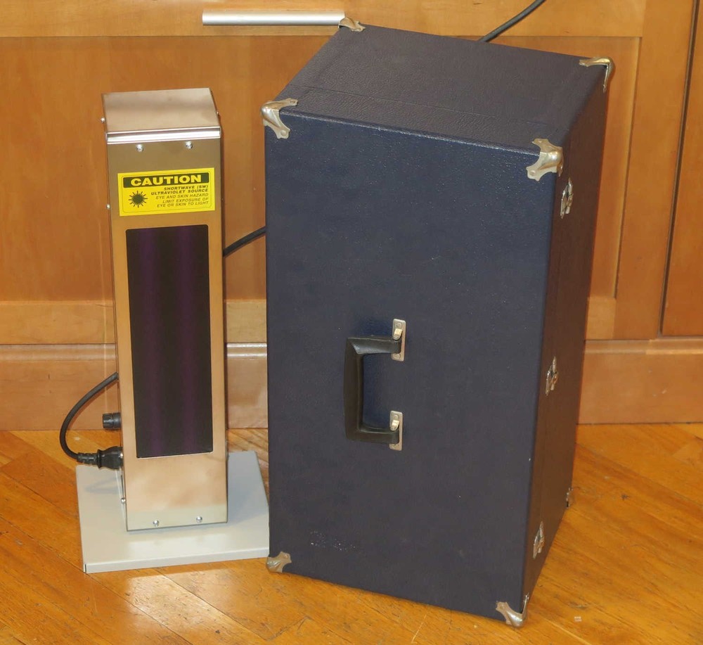 Sirchie SKSUV30 Puissant UltraViolet Dual Shortwave Light Source - CSI & More
