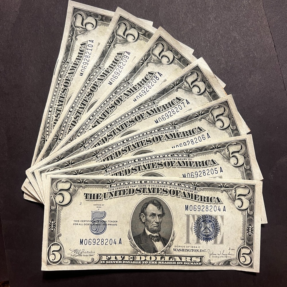 ✯ 1934 Five Dollar Blue Seal $5 UNC CU✯ From Pack Consecutive Uncirculated Note✯