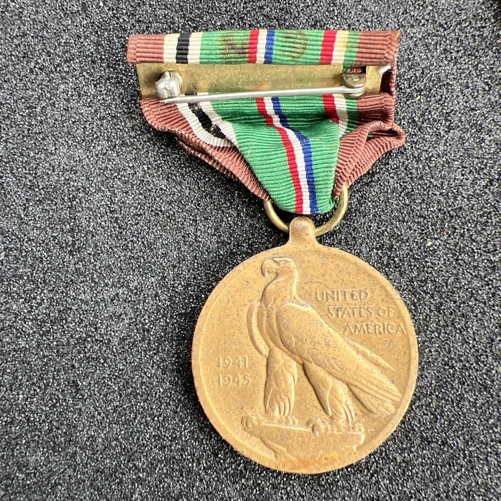 WW1-II Medals. ALL SIX.