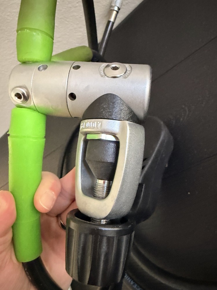 Oceanic Scuba Regulator Set