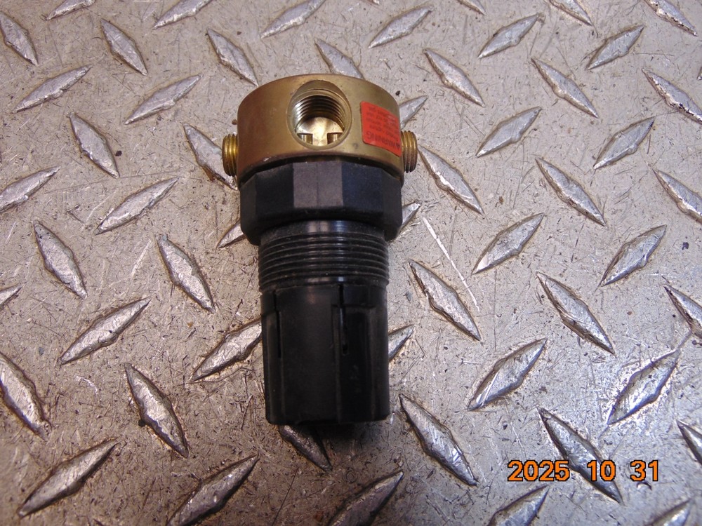 PARKER R364-02C MINIATURE REGULATOR