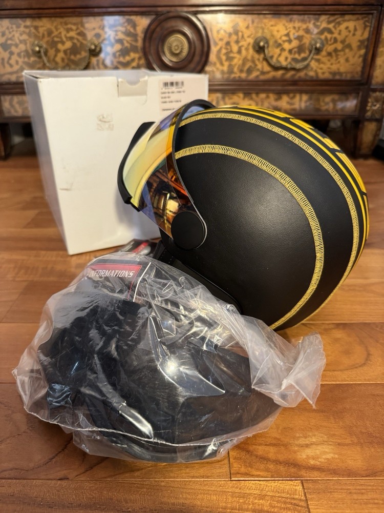 FENDI Women’s Ski Helmet Size M