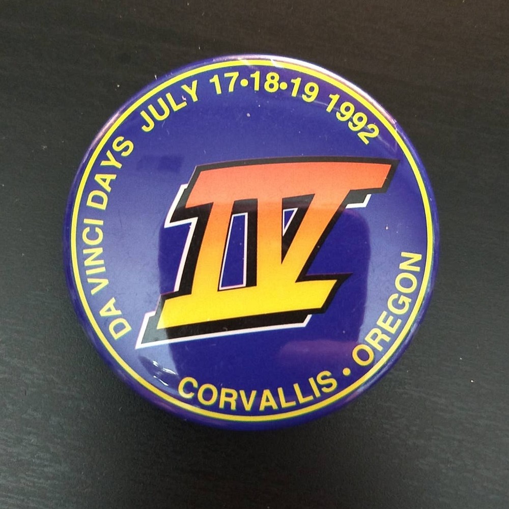Vintage Pinback Button Corvallis Oregon Davinci Days 1992 blue