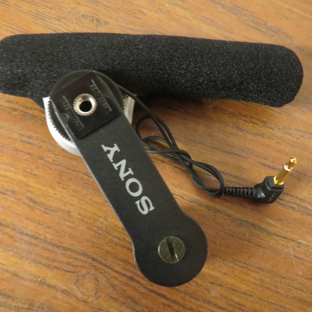 + Sony Microphone Z37C