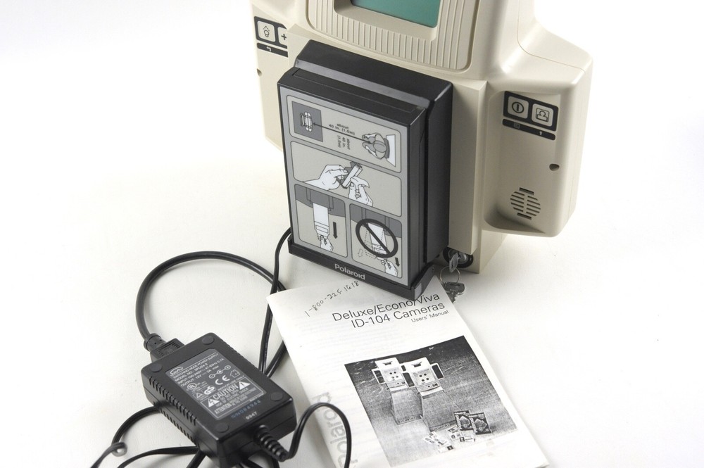 Polaroid Model ID Econo/Delux Camera System ID-104