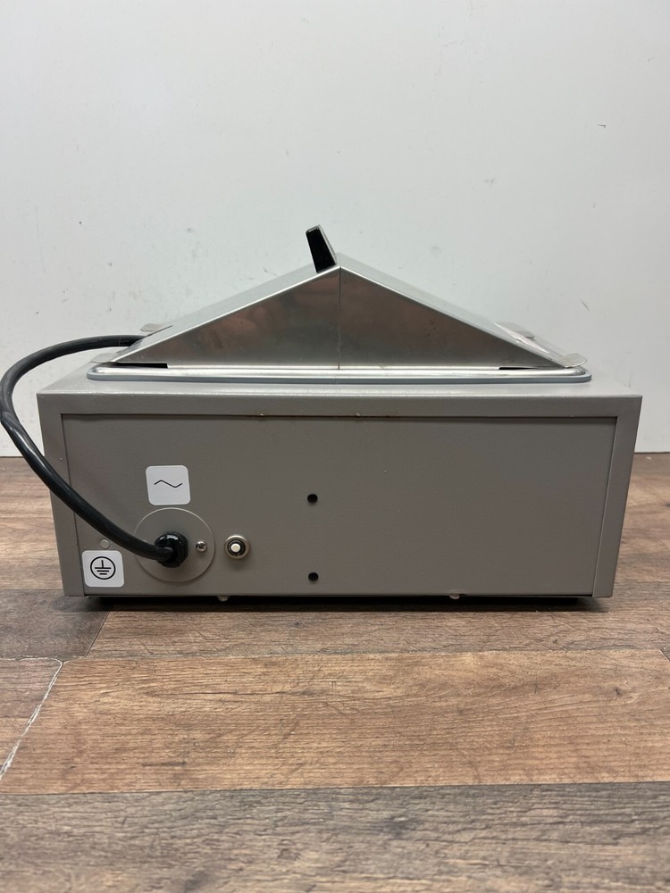 VWR Scientific 1200 Water Bath