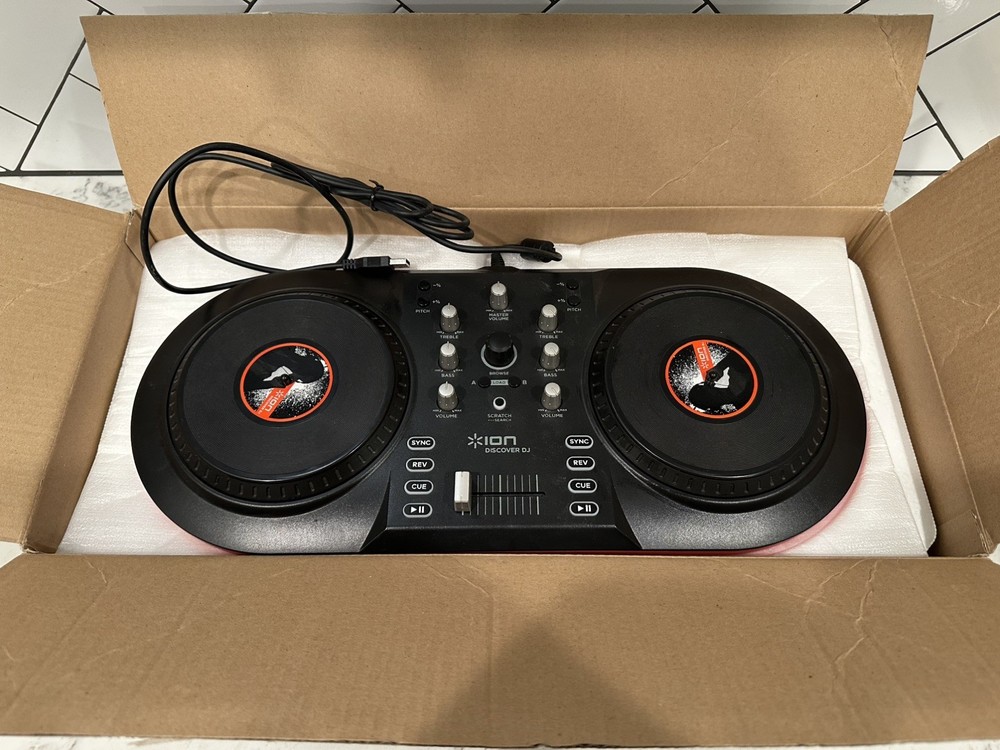 ION Discover DJ USB controller for Mac and PC DJ Equipment, Computer DJ System