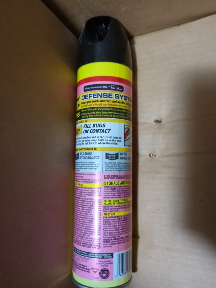 Raid Defend Ant and Roach Killer 20-oz Lemon out-Indoor Bug Spray