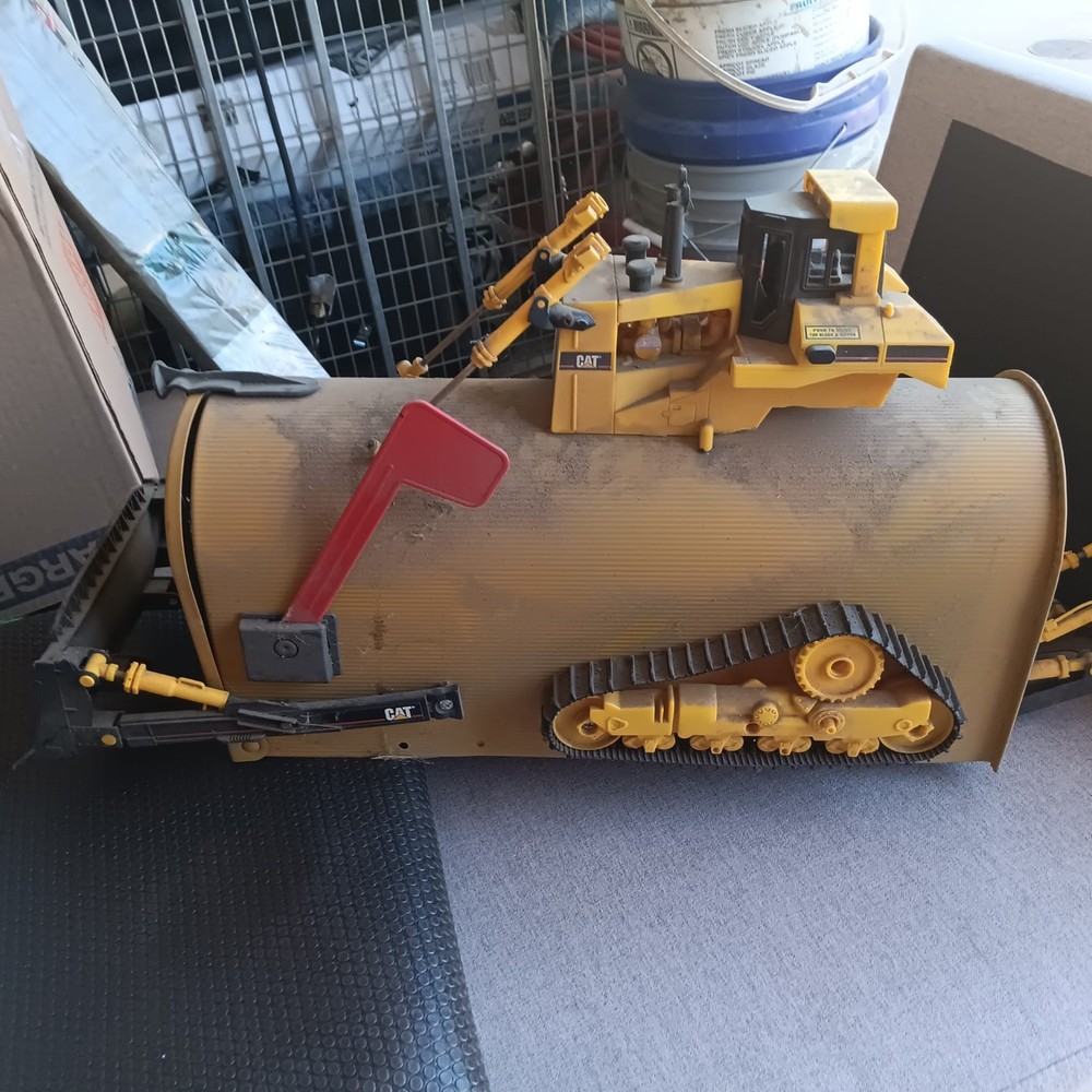 Vintage CAT Bulldozer Mailbox Design