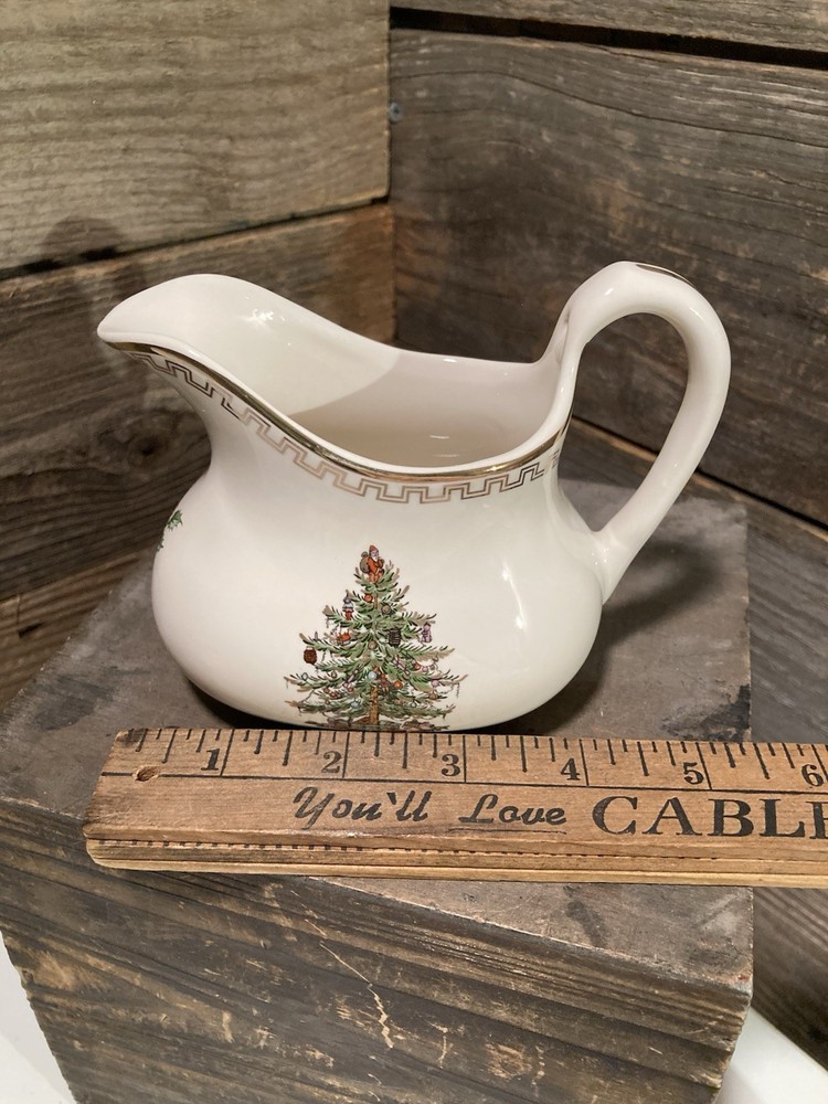 Spode “Christmas Tree Gold” Collection Creamer EUC 4”