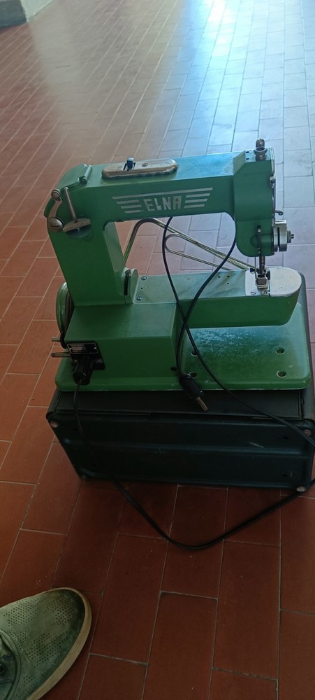 vintage elna sewing machine